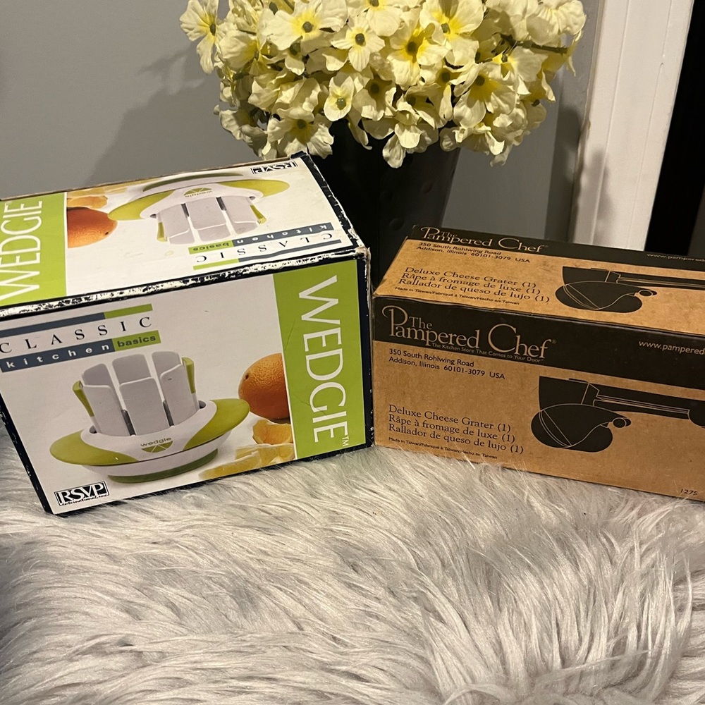 Bundle of Kitchen Tools -Grater Wedger